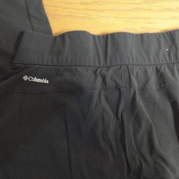 Black Columbia Omni-Shield Leggings - Size XS - Picture 3 of 5